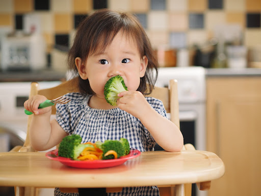 Transition To Solids: The 5 Best Foods For Babies - Wake Forest Pediatrics